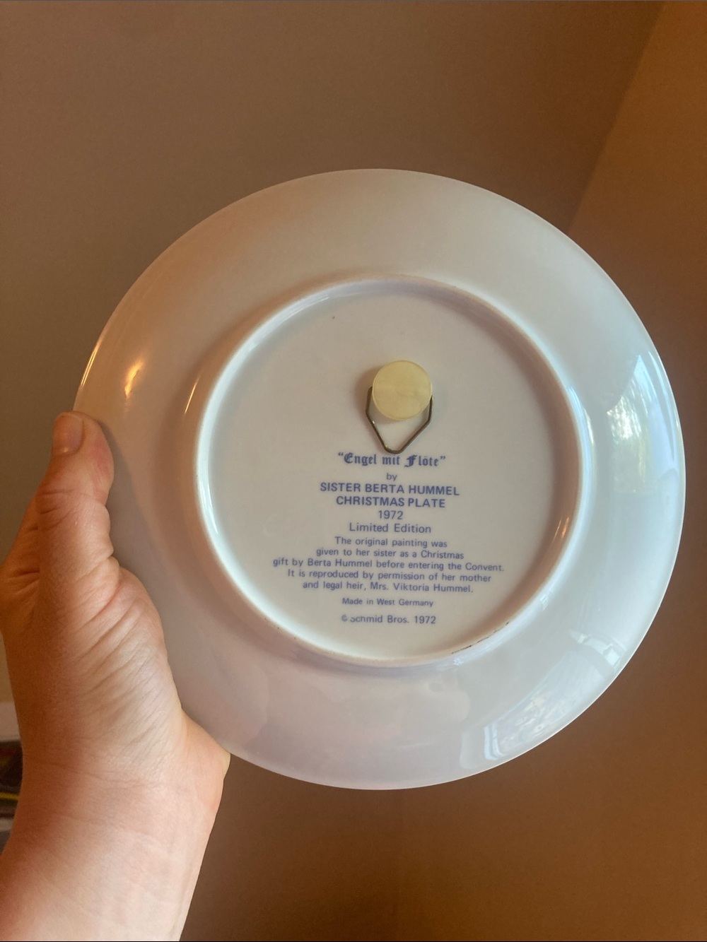 Hummel Angel Plate- Christmas 1972 - Picture 4 of 8